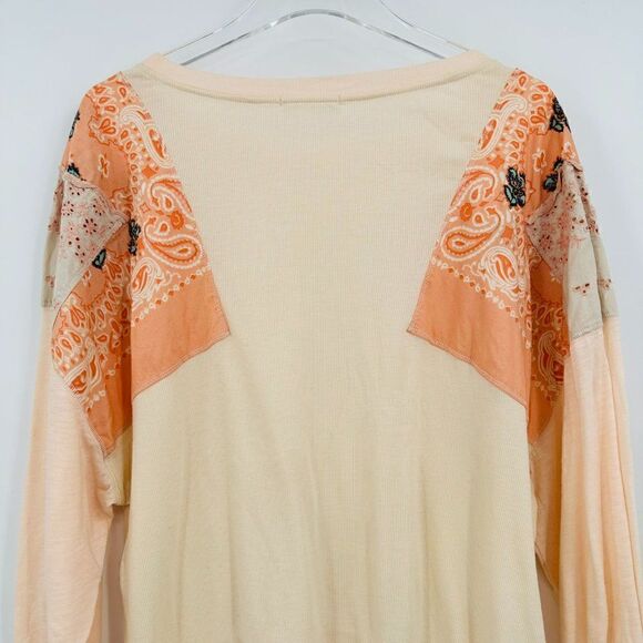 Free People Size Medium Slouchy Oversized Feelin It Patchwork Embroidered Shirt - Picture 11 of 12